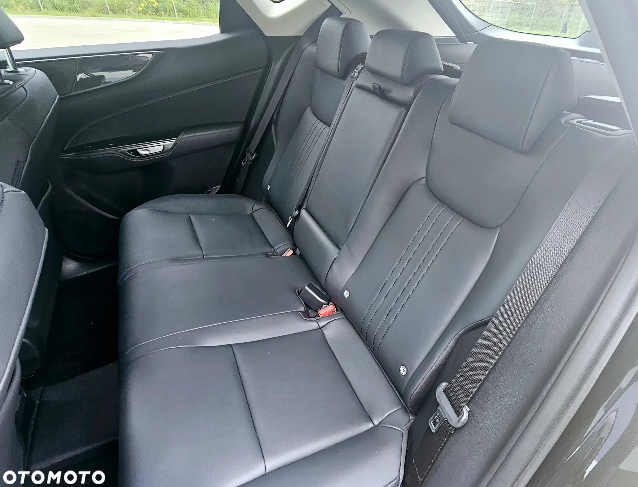 Lexus NX 450h+ Overtrail AWD - 16