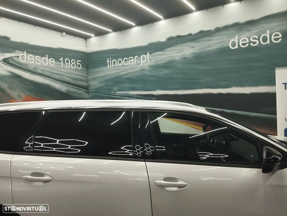 Peugeot 5008 1.2 PureTech Allure EAT8 - 11