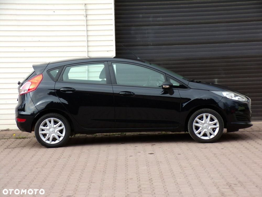 Ford Fiesta - 12