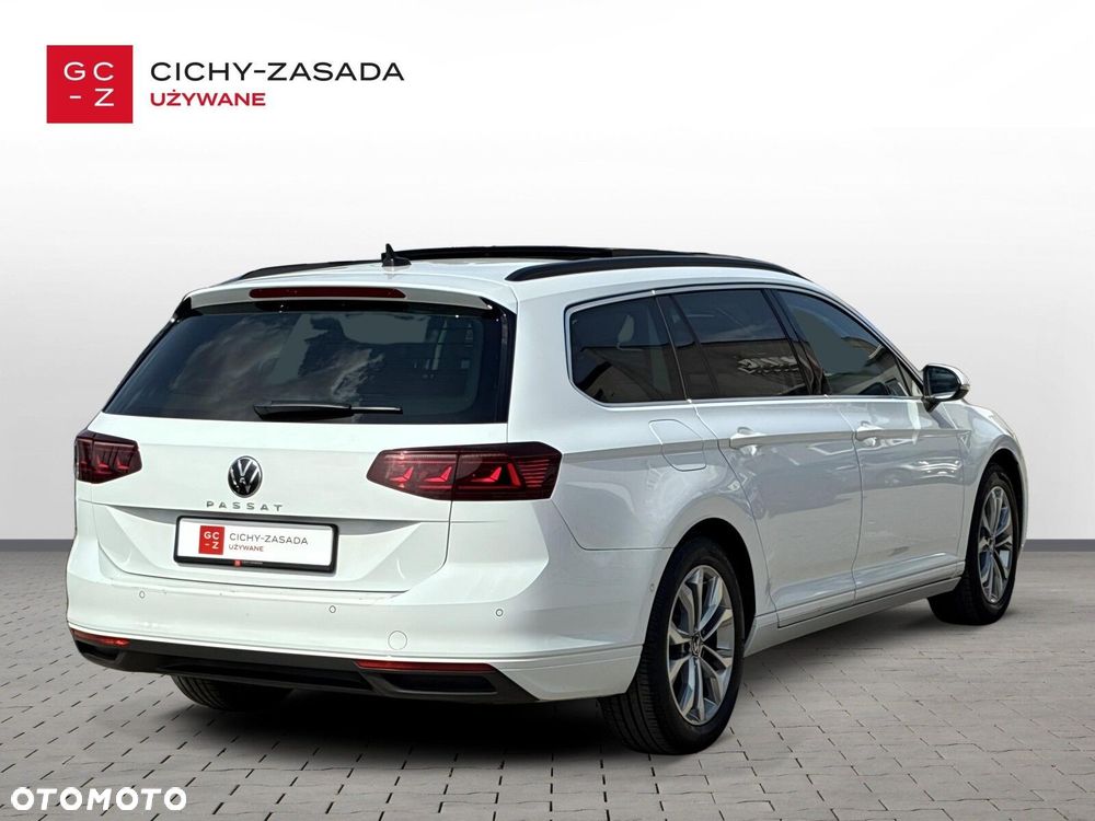 Volkswagen Passat - 6