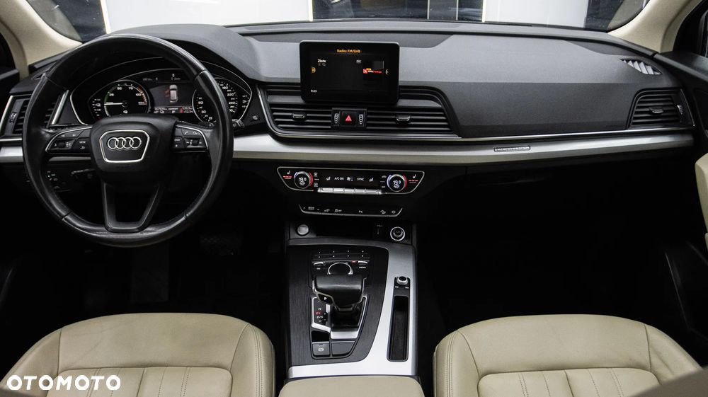 Audi Q5 50 TFSI e Quattro S tronic - 12
