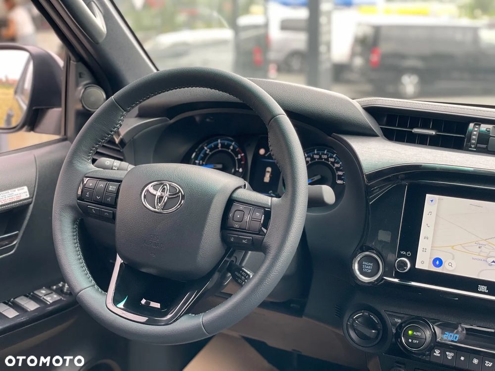 Toyota Hilux 2.8 D-4D Double Cab Invincible 4x4 - 21