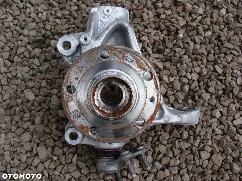 zwrotnica piasta lewy przód golf viii a3 s3 8y leon iv 5wa407257b - 1