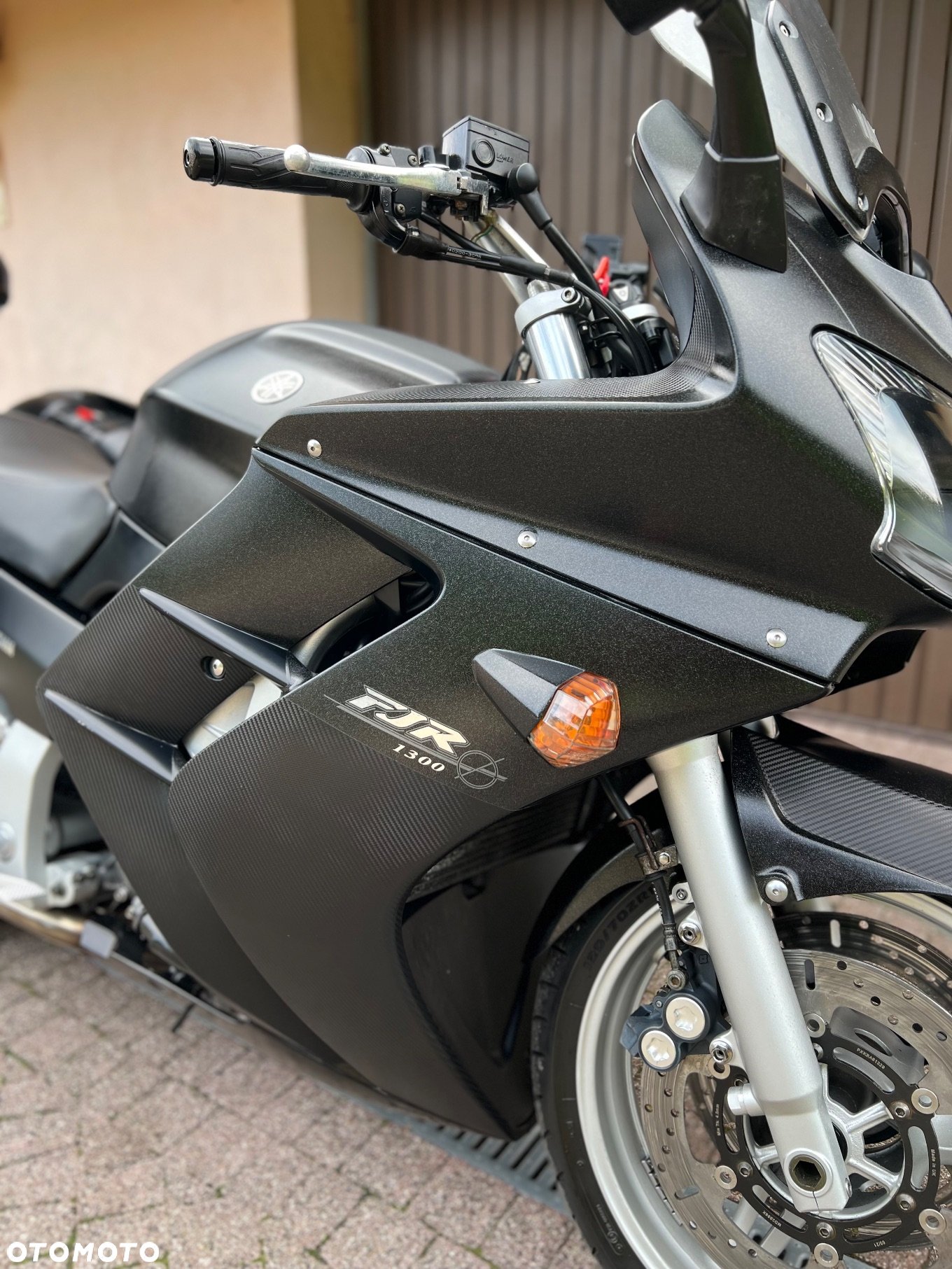 Yamaha FJR - 8