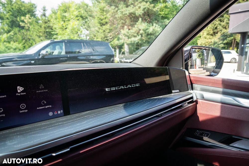 Cadillac Escalade - 28