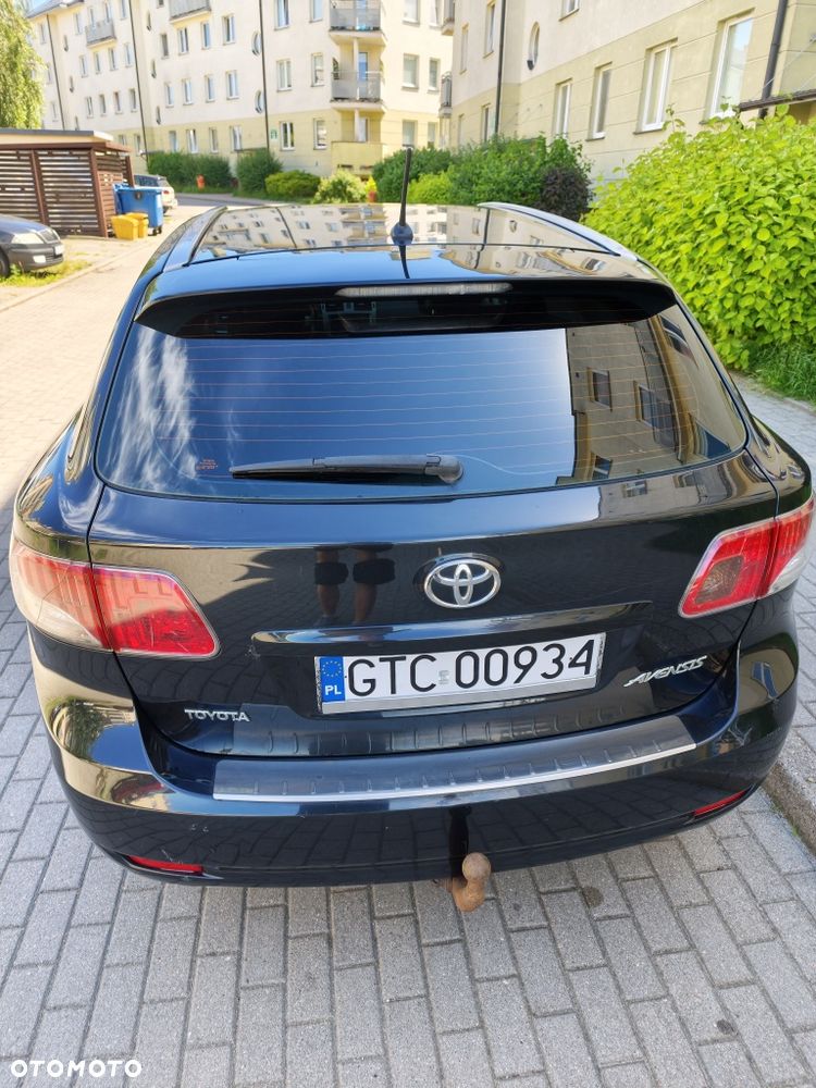 Toyota Avensis - 3