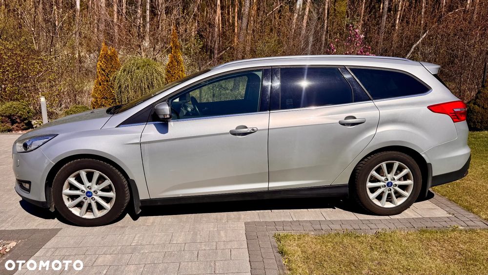 Ford Focus 1.5 EcoBoost Titanium ASS - 2
