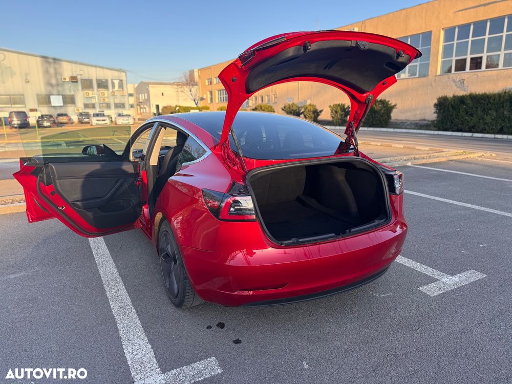 Tesla Model 3 Langstreckenbatterie Allradantrieb Dual Motor - 6