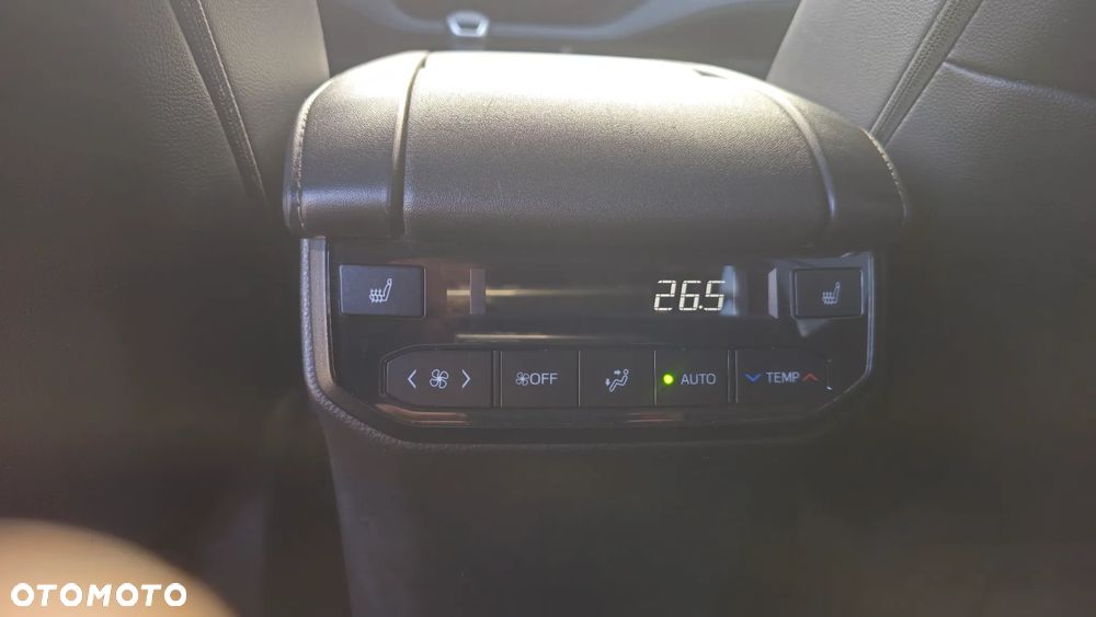 Toyota Highlander 2.5 Hybrid Executive - 23