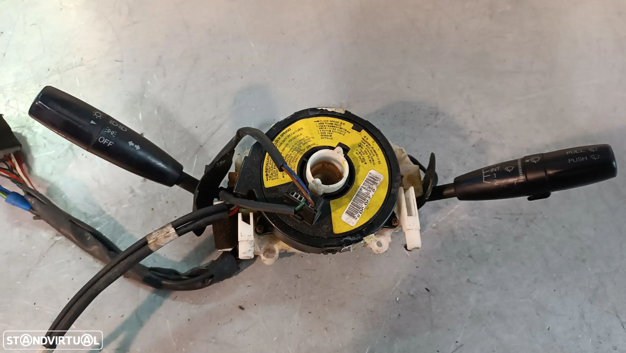 COMUTADOR / MANETES PISCAS / LIMPA VIDROS KIA SHUMA / CARENS 47331F-1000 - 1