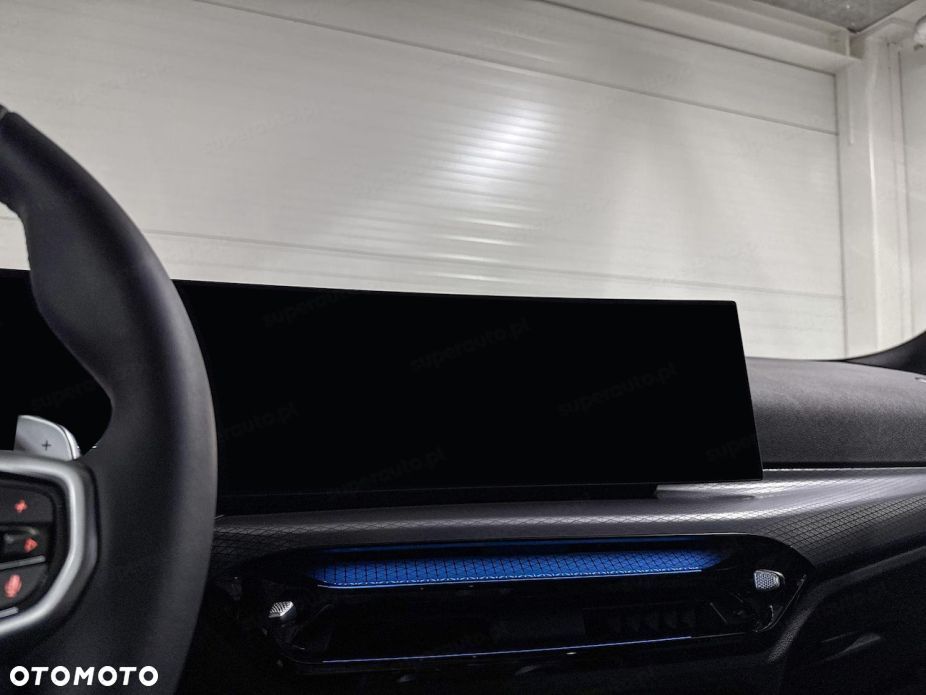 BMW Seria 3 320i xDrive M Sport sport - 12