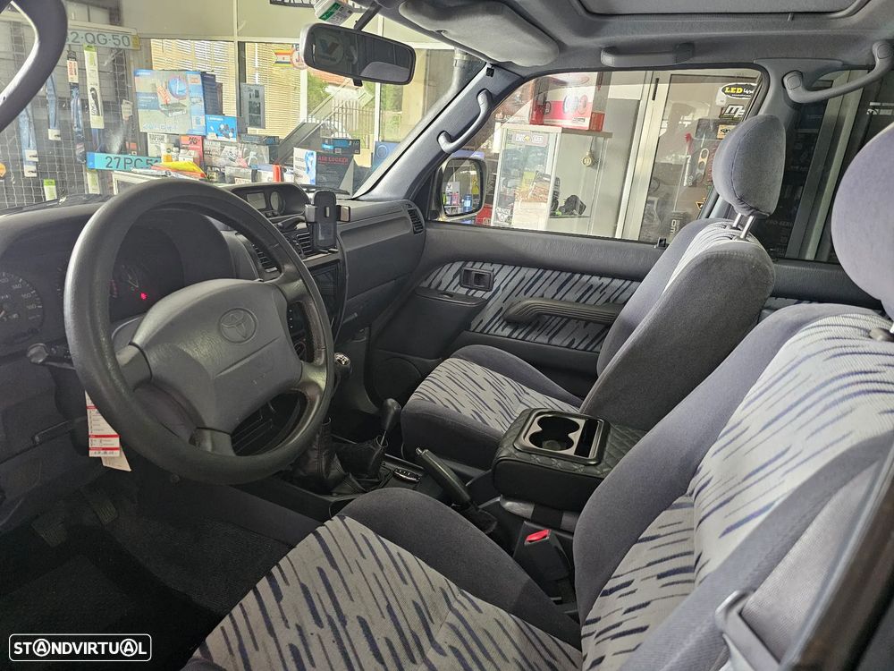 Toyota Land Cruiser 3.0 TD - 10
