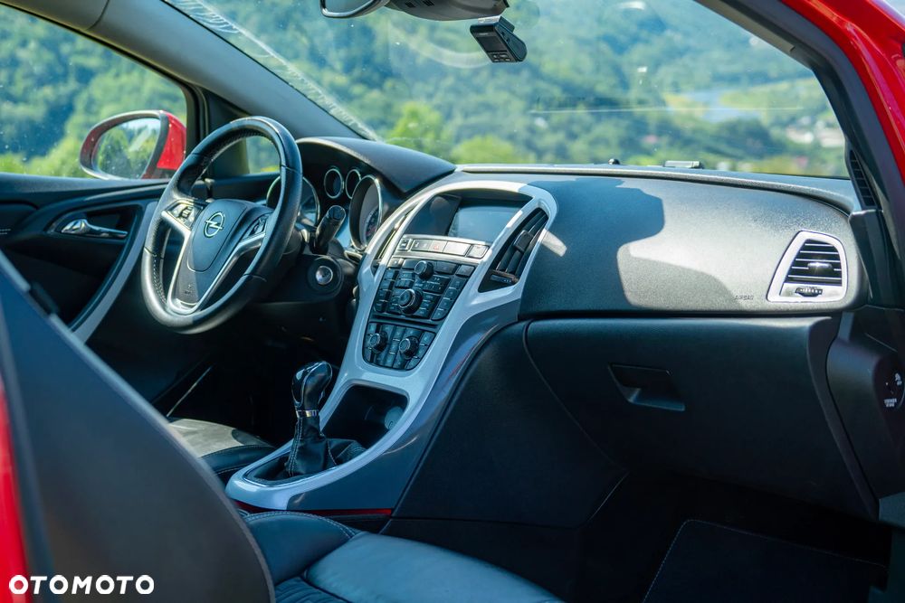 Opel Astra 1.6 T Sport - 23