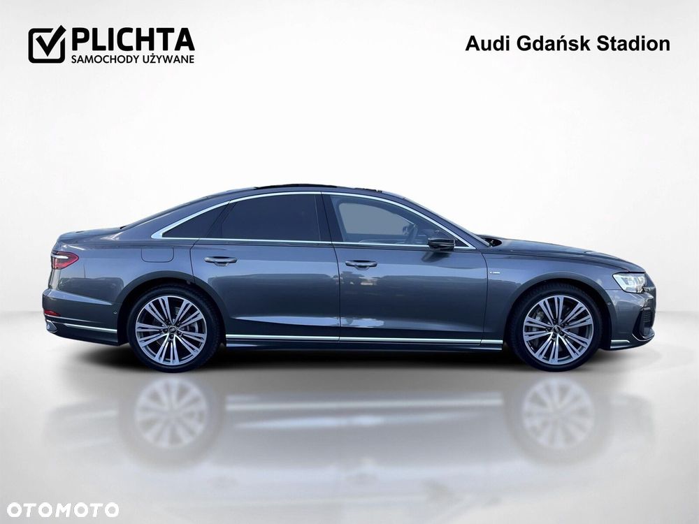 Audi A8 - 7