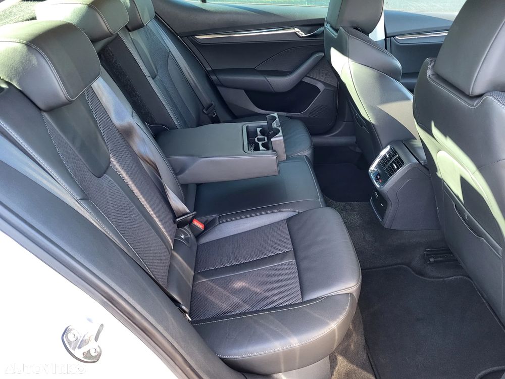 Skoda Octavia 1.4 TSI iV PHEV Style - 11