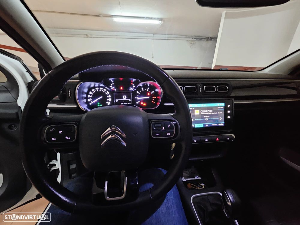 Citroën C3 1.2 PureTech Shine - 9