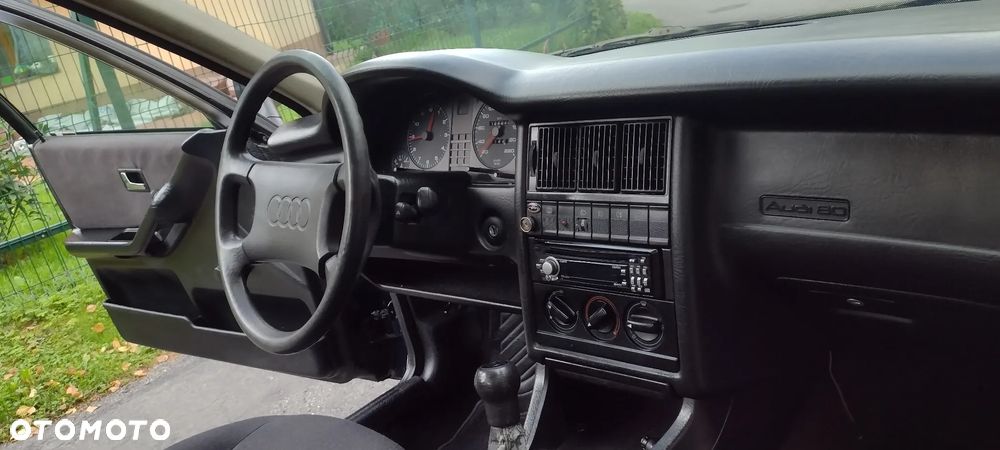 Audi 80 1.6 - 12