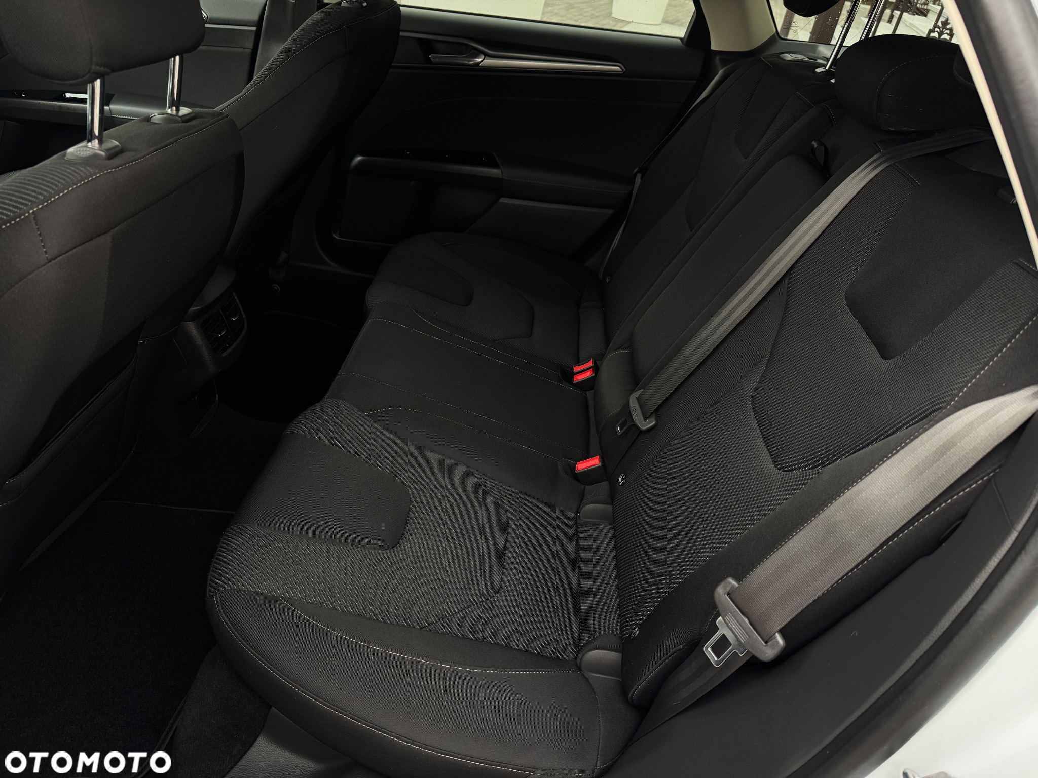 Ford Mondeo 2.0 TDCi Titanium - 24