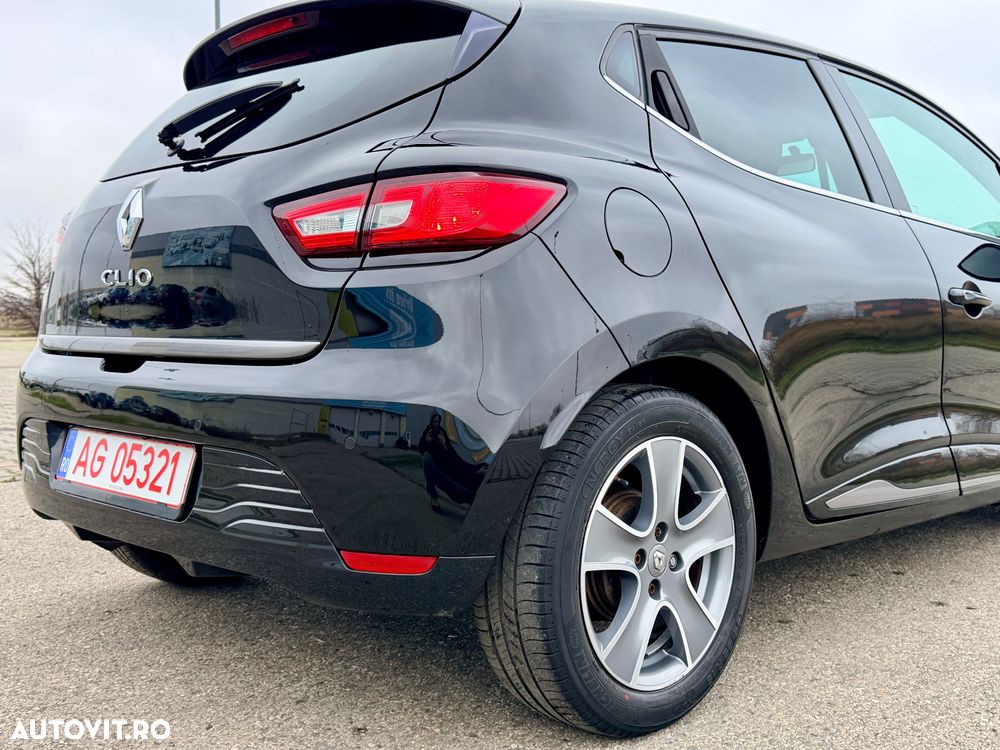 Renault Clio III 1.5dCi Night&Day - 17