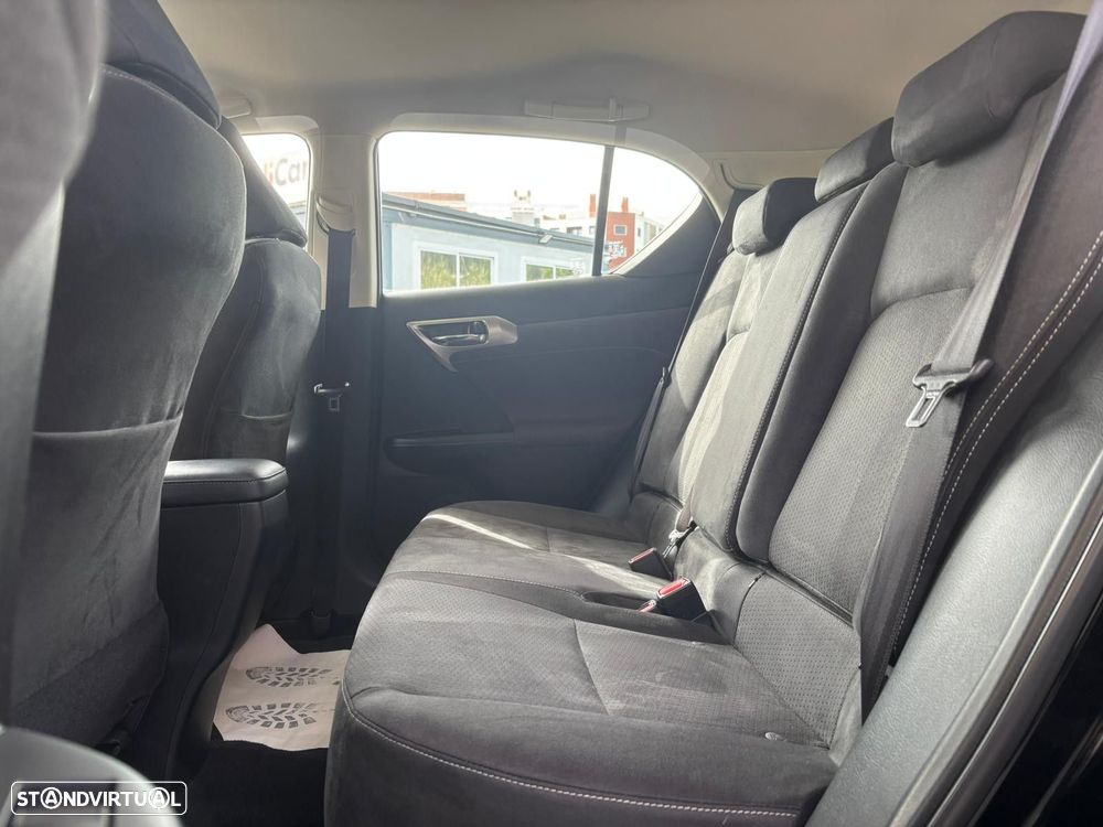 Lexus CT 200h Executive - 32