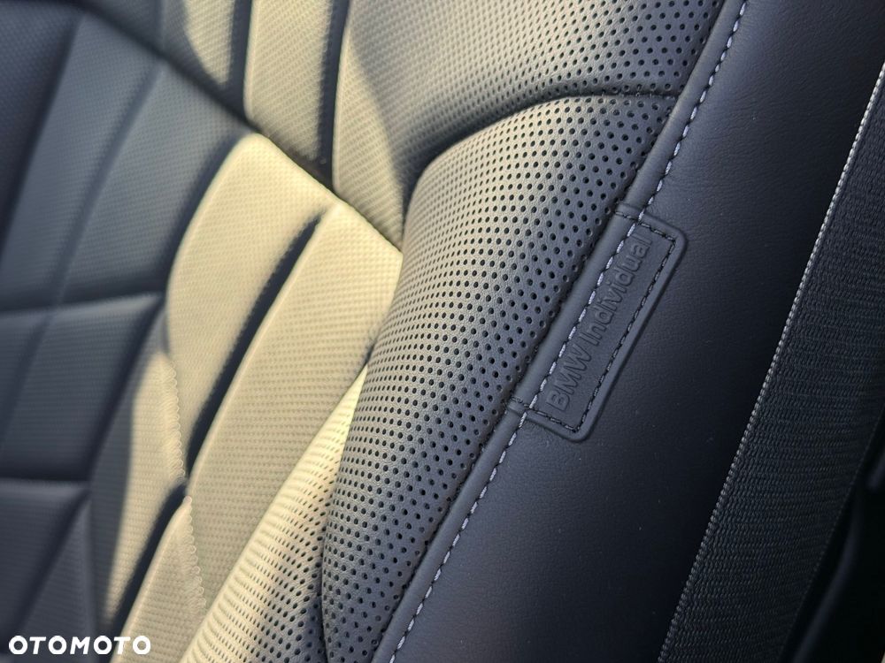 BMW i7 105.7kWh xDrive60 M Sport - 15