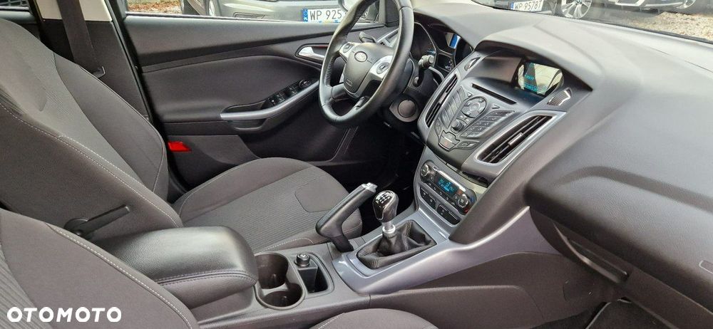 Ford Focus - 27