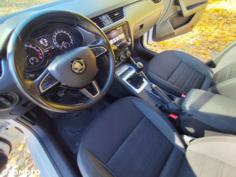 Skoda Octavia 1.6 TDI Ambition - 12