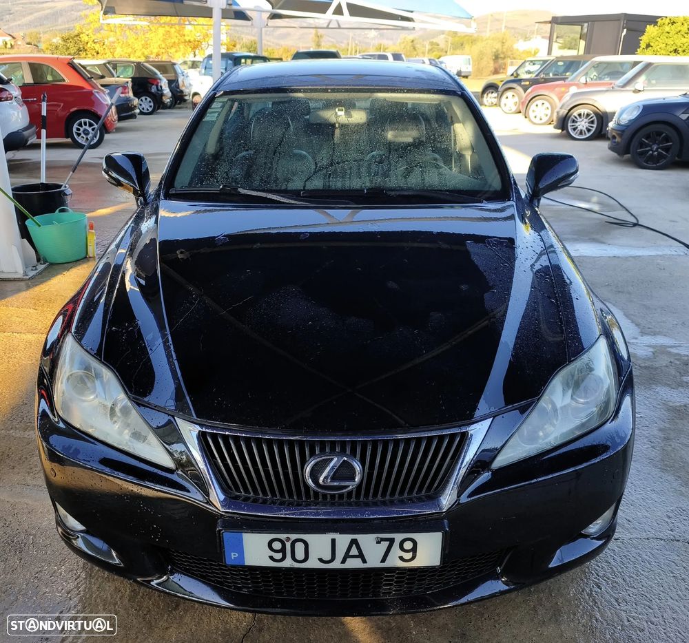 Lexus IS 220 d Luxury 2D - 2