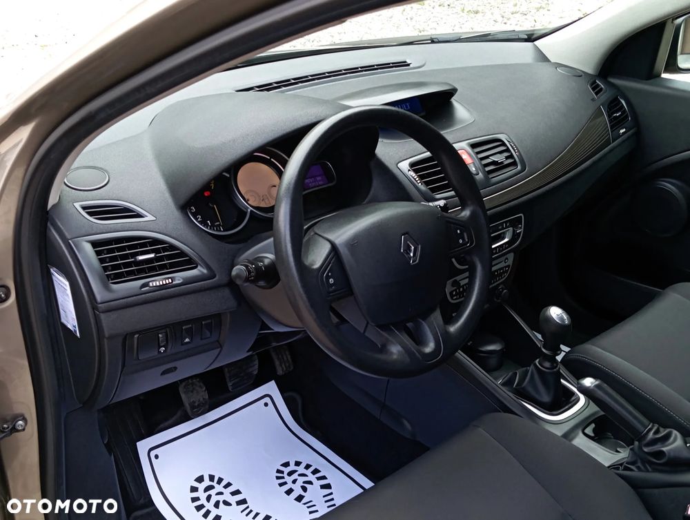 Renault Megane 1.6 16V 110 LIMITED - 14
