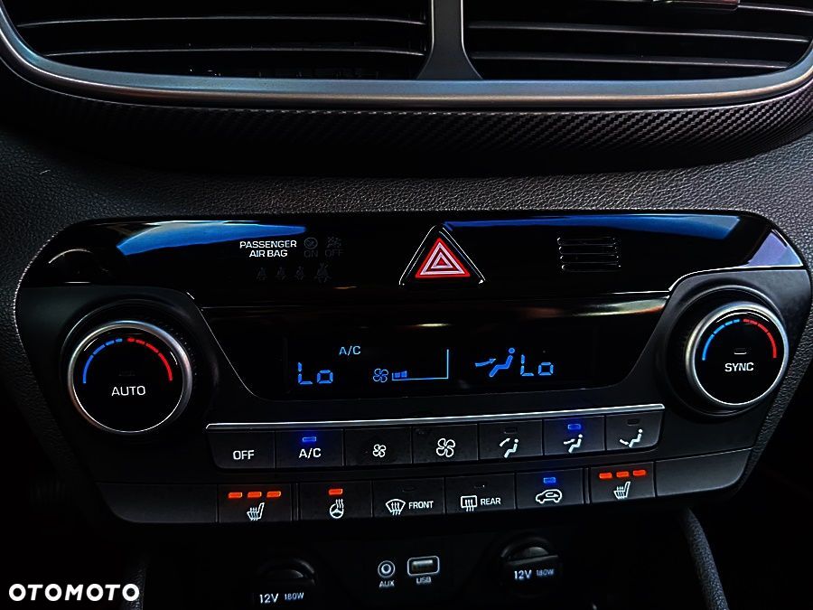 Hyundai Tucson 1.6 GDi 2WD Select - 24