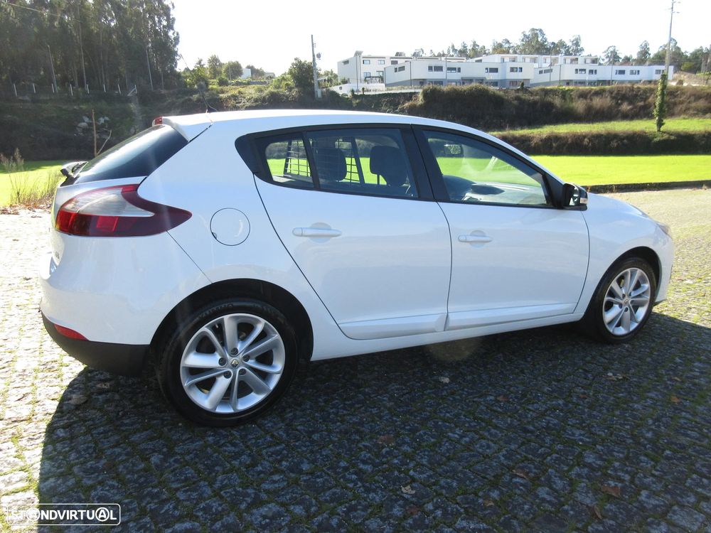 Renault mégane - 10