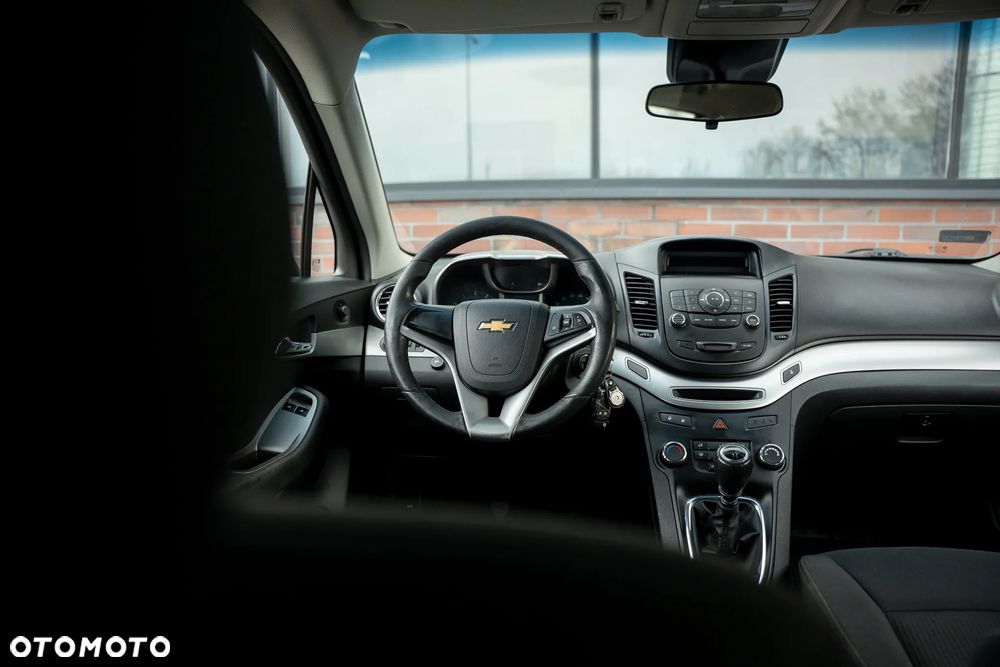 Chevrolet Orlando - 26