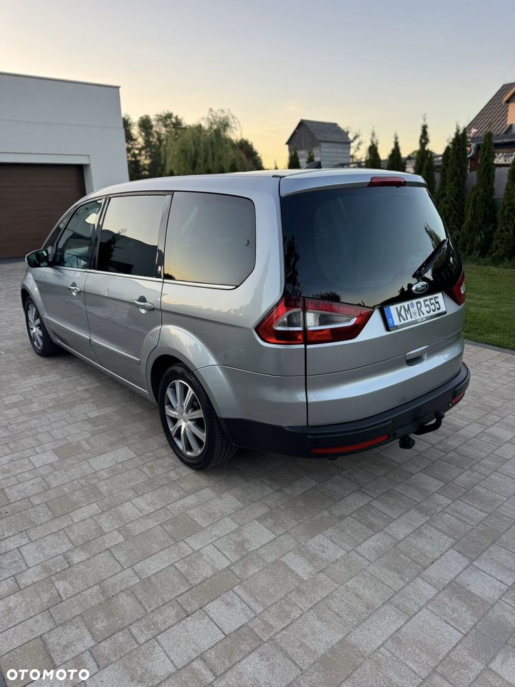 Ford Galaxy 2.0 TDCi DPF Ghia - 14