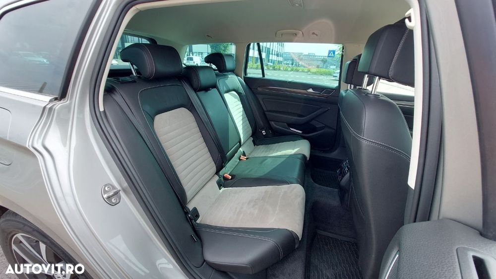 Volkswagen Passat 2.0 TDI DSG 4Motion Comfortline - 17