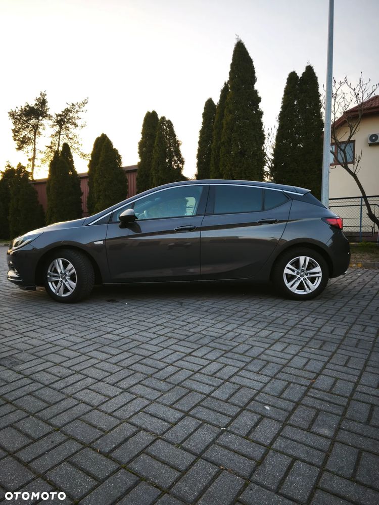 Opel Astra 1.6 CDTI Dynamic S&S - 2