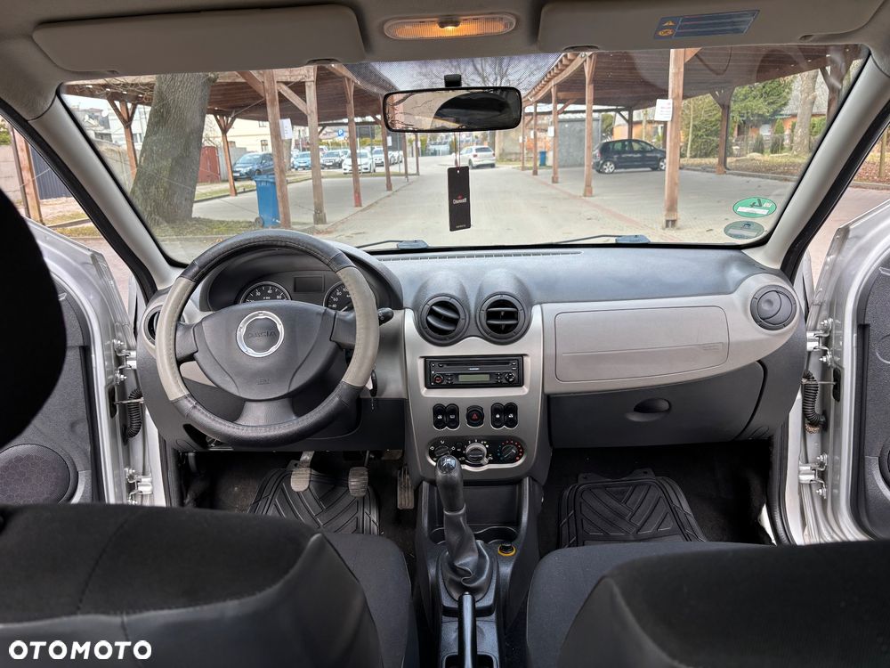 Dacia Sandero 1.2 16V Laureate II - 8