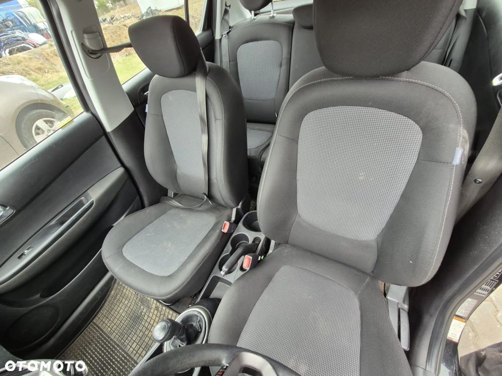 Hyundai i20 1.1 CRDi Comfort - 21