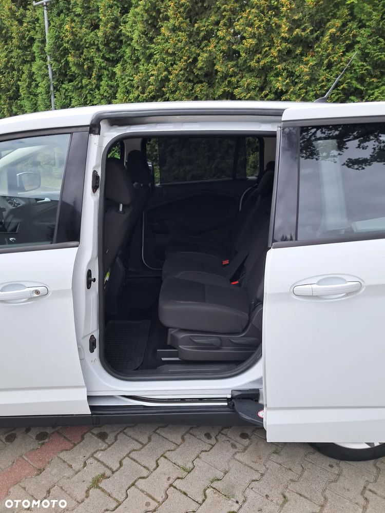 Ford Grand C-MAX Gr 1.5 TDCi Titanium - 12