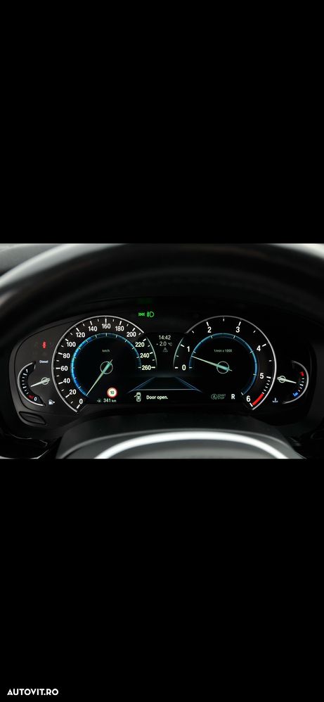 BMW Seria 5 530d xDrive Aut. - 33