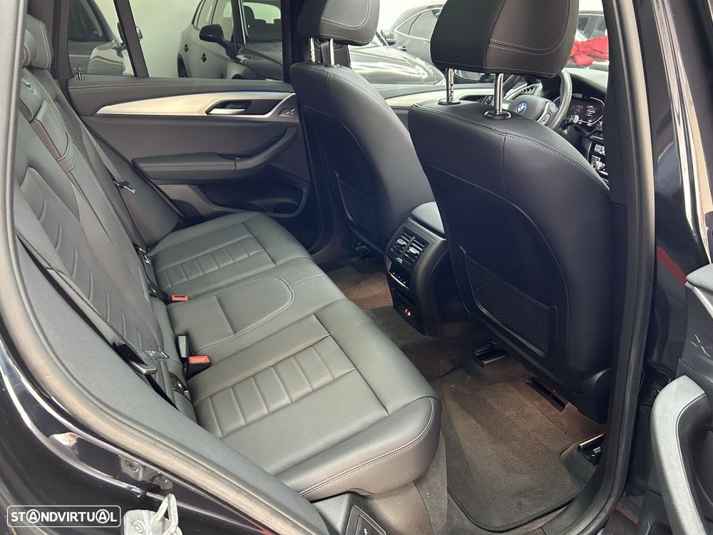 BMW iX3 Inspiring - 15