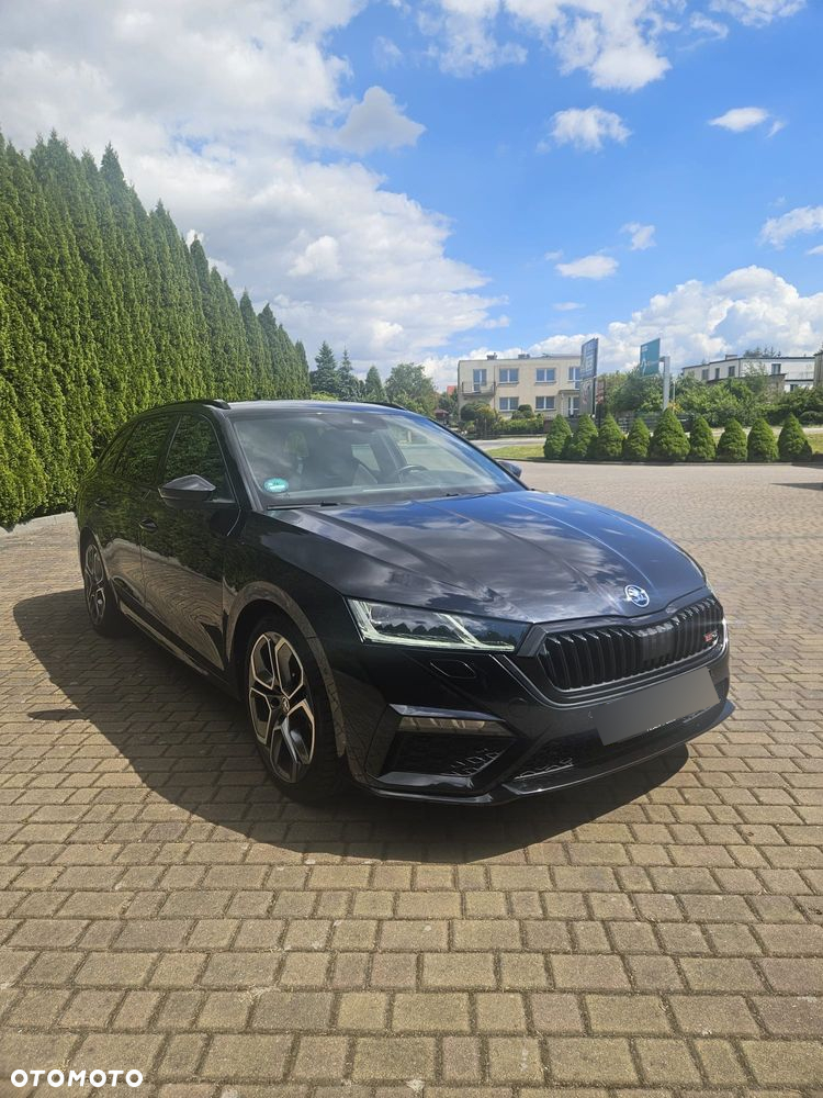 Skoda Octavia 2.0 TDI DSG 4x4 RS Plus - 3