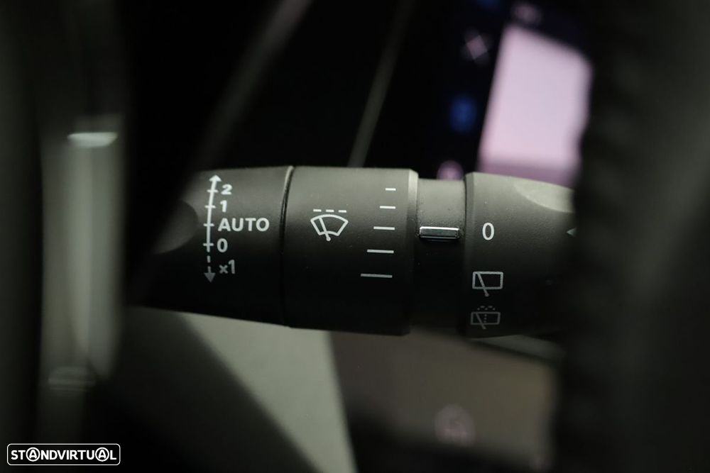 Peugeot 308 1.2 PureTech Allure EAT8 - 18