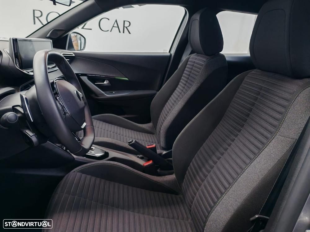 Peugeot 2008 1.2 Hybrid Allure e-DCS6 - 7