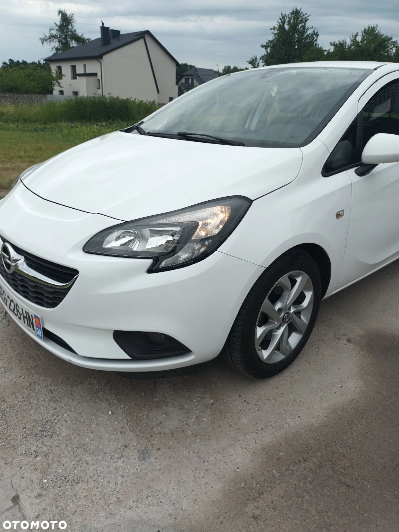 Opel Corsa 1.4 16V Enjoy - 1