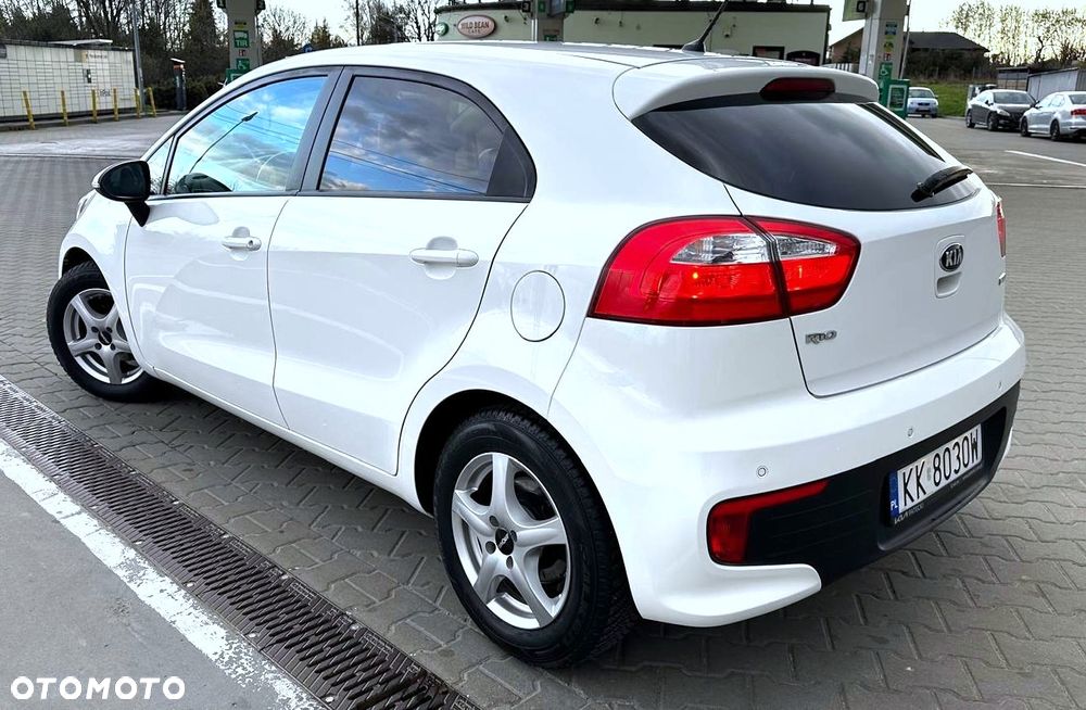 Kia Rio 1.2 Dream Team Edition - 3