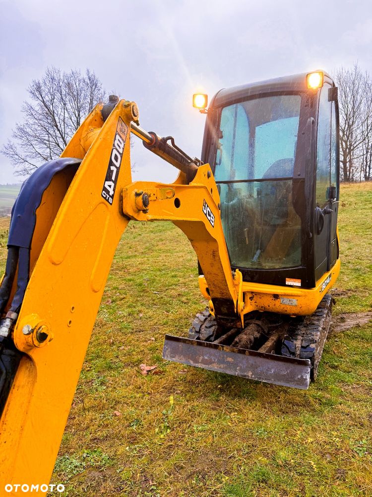 JCB 8014 - 2