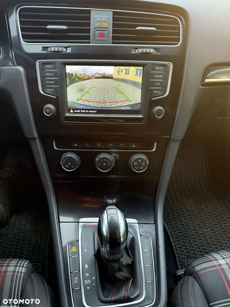 Volkswagen Golf 2.0 TSI BMT GTI Performance DSG - 5