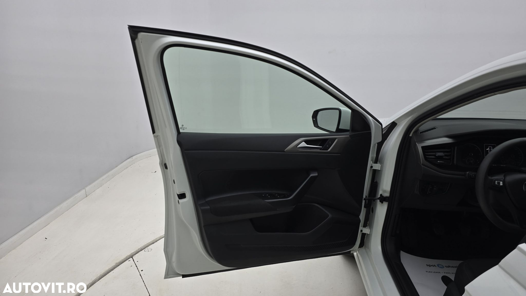 Volkswagen Polo 1.6 TDI Comfortline - 10