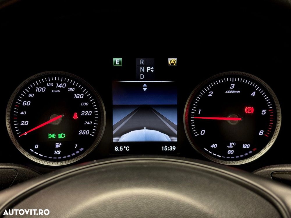 Mercedes-Benz C - 19