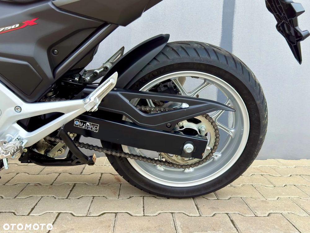 Honda NC - 12